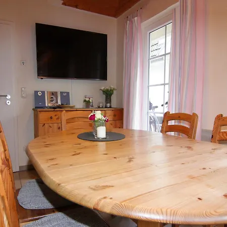 Doppelhaushaelfte Bernsteinhaus Ii, Trassenheide, Cleaning Included Feriehus