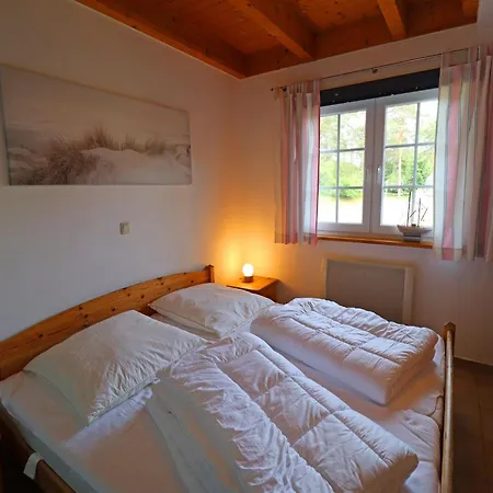 Feriehus Doppelhaushaelfte Bernsteinhaus Ii, Trassenheide, Cleaning Included