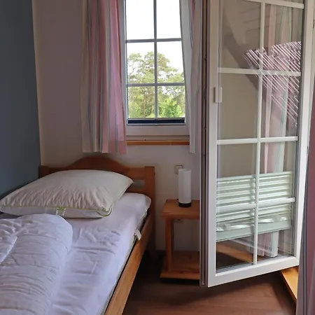 Feriehus Doppelhaushaelfte Bernsteinhaus Ii, Trassenheide, Cleaning Included *